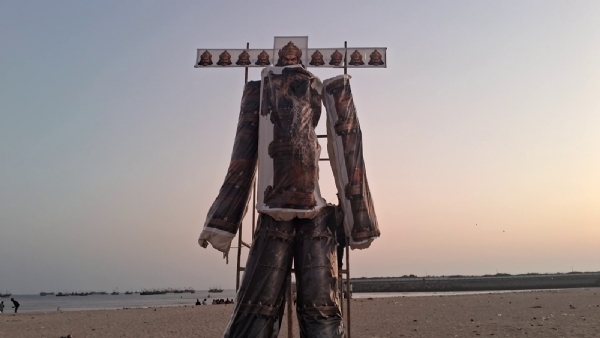પોરબંદરના  દરિયાને  પ્રદૂષિત  પાણીથી બચાવવા પ્રથમવાર ‘દાનવ દહન’.