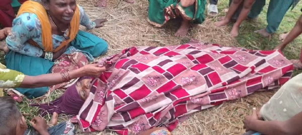 મૃતક પાસે રડતા પરિજનો