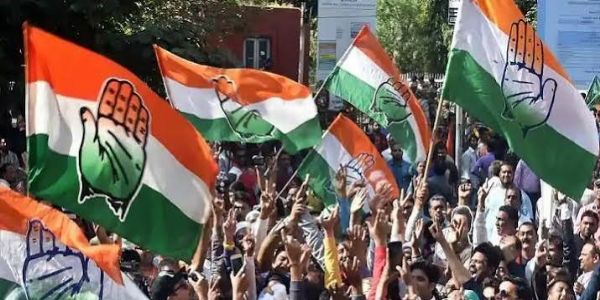 અમદાવાદ-વડોદરામાં મનપામાં વિપક્ષ નેતા નક્કી કરવા પહેલીવાર કોંગ્રેસે દિલ્હીથી નિરીક્ષક મોકલશે