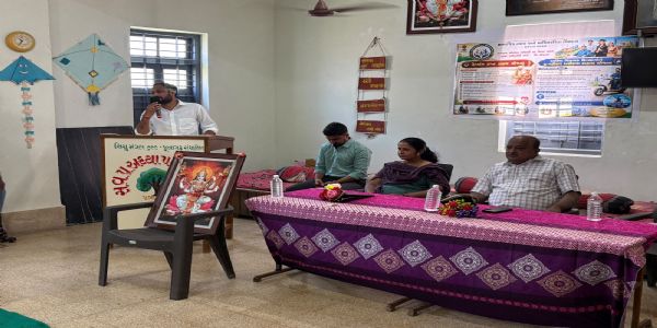 સેવા મેરા યોગદાન” ઝુંબેશ અંતર્ગત દિવ્યાંગજનોને વિવિધ યોજનાકીય લાભો અને સાધન સહાયનું વિતરણ કરાયું