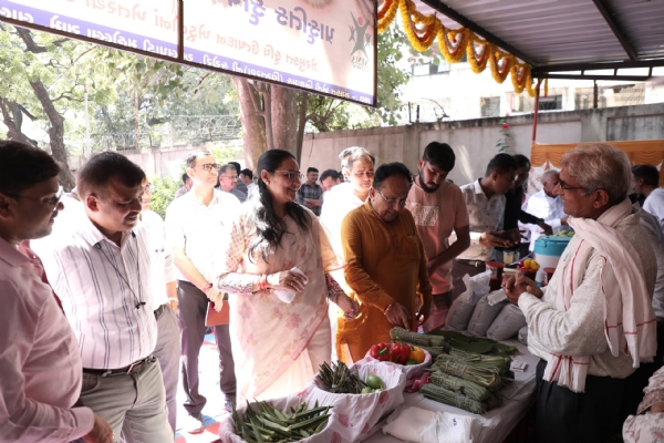 Natural farming produce sales center