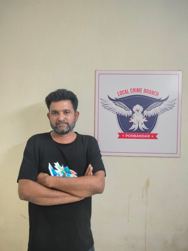 દારૂની  હેરાફેરી  કરતા  ત્રણ  શખસો સામે  PASA  હેઠળ  કાર્યવાહી.
