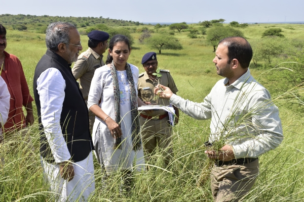 જામજોધપુરની મહીડી વીડીની મુલાકાત