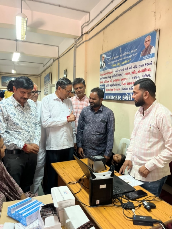 માનકુવા ખાતે ચિત્ર સ્પર્ધા યોજાઈ