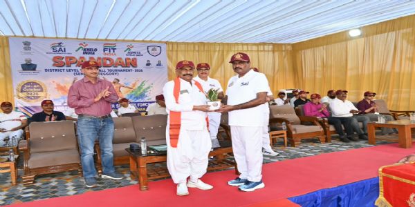સરહદની સુરક્ષા સાથે યુવાનોના સપનાઓને પાંખો: 85 બીએસએફના વોલીબોલ મહોત્સવમાં કચ્છની 16 ટીમોનો જંગ
