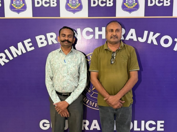 છેતરપિંડી-ઠગાઈ પ્રકરણમાં વધુ બે આરોપીની ધરપકડ છેતરપિંડી-ઠગાઈ પ્રકરણમાં વધુ બે આરોપીની ધરપકડ