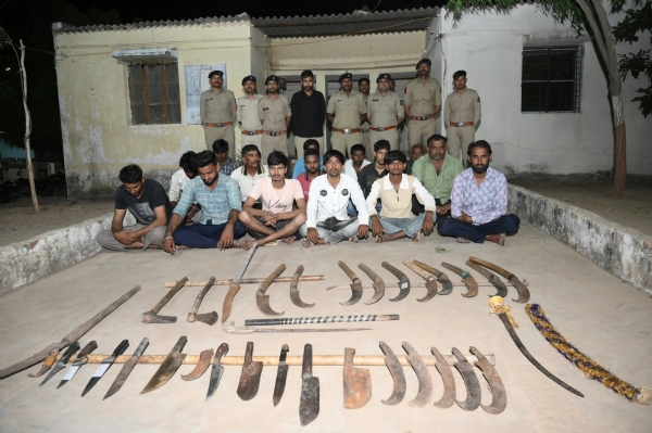 પોલીસ કોમ્બિંગ