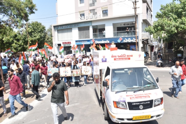 પોરબંદરમાં  ‘વિકસિત ભારત સંકલ્પ સભા’ અને ‘સેવા  જ્યોતિ  યાત્રા’નું આયોજન કરાયું.