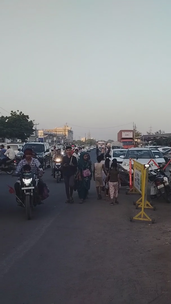 માતાનામઢ પદયાત્રી સેવા કેમ્પ