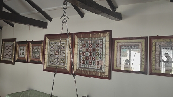 અમરેલીના ગામડાઓમાં આજે પણ સચવાય છે રજવાડા સમયની 100થી 150 વર્ષ જૂની એન્ટિક વસ્તુઓ અમરેલીના ગામડાઓમાં આજે પણ સચવાય છે રજવાડા સમયની 100થી 150 વર્ષ જૂની એન્ટિક વસ્તુઓ