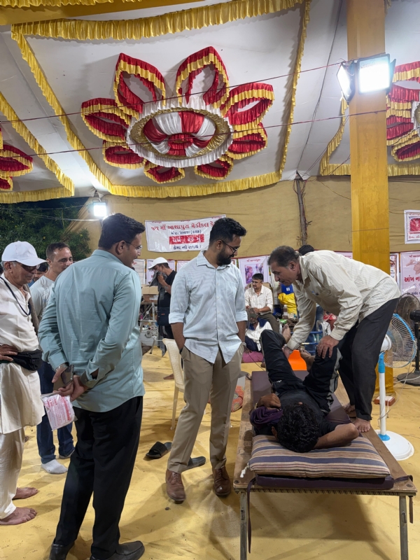 વહીવટી તંત્ર દ્વારા પદયાત્રી સેવા કેમ્પોની મુલાકાત