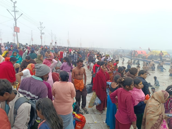 પ્રયાગરાજ માઘ મેળામાં ભક્તોની ભીડ