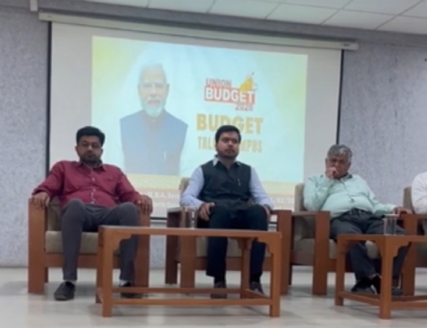 યુનિયન બજેટ 2026ને અનુલક્ષીને HNGUમાં સેમિનાર યોજાયો