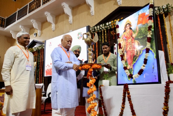 શિક્ષણ અને આરોગ્ય મૂળભૂત જરૂરિયાતો,તે બધા માટે સુલભ હોવા જોઈએ મોહન ભાગવત