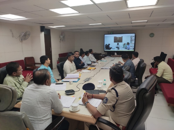 ધોરણ-૧૦ અને ૧૨ની જાહેર પરીક્ષાના આયોજન મુદ્દે વિડિયો કોન્ફરન્સ દ્વારા સમીક્ષા બેઠક યોજાઈ ધોરણ-૧૦ અને ૧૨ની જાહેર પરીક્ષાના આયોજન મુદ્દે વિડિયો કોન્ફરન્સ દ્વારા સમીક્ષા બેઠક યોજાઈ