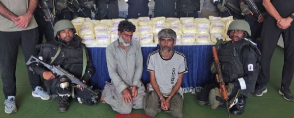 શંકાસ્પદ કેમિકલના જથ્થા સાથે ઝડપાયા બે ઈરાની શખ્સોને ચાર દિવસના રિમાન્ડ મંજુર. શંકાસ્પદ કેમિકલના જથ્થા સાથે ઝડપાયા બે ઈરાની શખ્સોને ચાર દિવસના રિમાન્ડ મંજુર.