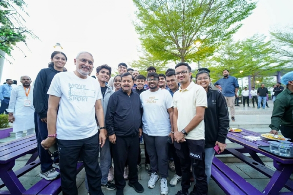 વહેલી સવારે સાબરમતી રિવરફ્રન્ટ ખાતે મોર્નિંગ વોક કરતા ભાજપા રાષ્ટ્રીય અધ્યક્ષ નીતિન નવીન