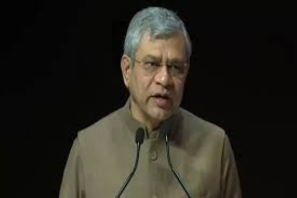 ઇલેક્ટ્રોનિક્સ અને આઈટી મંત્રી અશ્વિની વૈષ્ણવ ઇલેક્ટ્રોનિક્સ અને આઈટી મંત્રી અશ્વિની વૈષ્ણવ