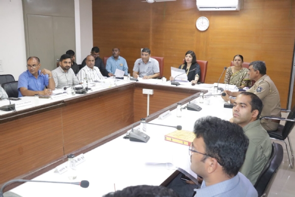 ગીર સોમનાથ  કલેક્ટર કચેરી ખાતે જિલ્લા સંકલન સહ ફરિયાદ નિવારણ