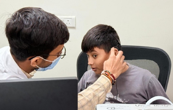 અમદાવાદ સોલા સિવિલ ખાતે બાળકોને 1.26 કરોડના ખર્ચે વિનામૂલ્યે નવા કોકલીયર સ્પીચ પ્રોસેસર અમદાવાદ સોલા સિવિલ ખાતે બાળકોને 1.26 કરોડના ખર્ચે વિનામૂલ્યે નવા કોકલીયર સ્પીચ પ્રોસેસર