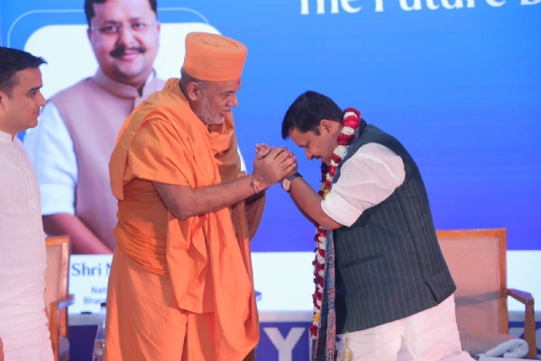 ગિફ્ટ સિટી ખાતે યંગ વોઇસ સમિટ-ધ ફ્યુચર બ્લોક કાર્યક્રમમાં સંવાદ કરતા ભાજપા અધ્યક્ષ નીતિન નવીન