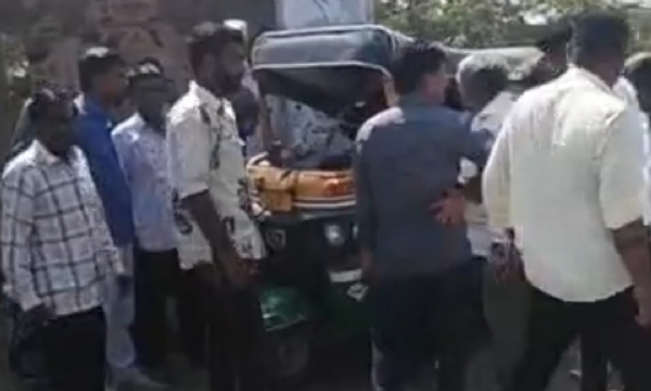 સમી-રાધનપુર હાઈવે પર ઈક્કો કાર અને રીક્ષા વચ્ચે ગંભીર અકસ્માત સર્જાયો