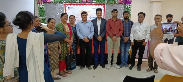 પોરબંદરમાં નેશનલ ચોપાલ રોલઆઉટ કાર્યક્રમ યોજાયો.