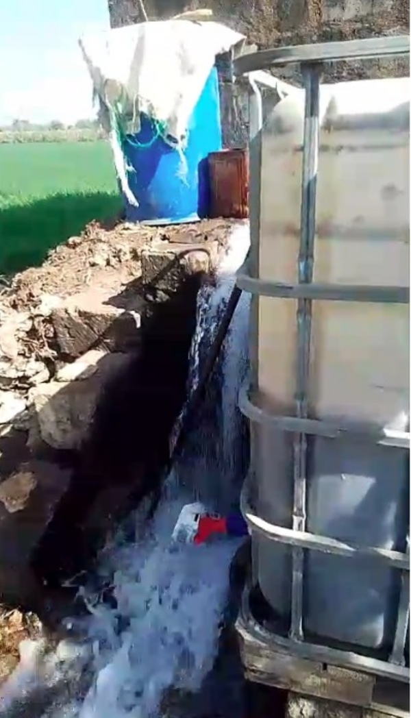 ખાગેશ્રી ગામના ખેડૂતોને પ્રાકૃતિક ખેતી માટે અમેરિકા સ્થિત પરસોત્તમભાઈ દ્વારા આધુનિક કીટની ભેટ.