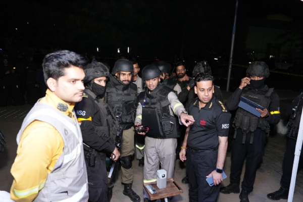 રિલાયન્સ રિફાઇનરીમાં આતંકી હુમલા રિલાયન્સ રિફાઇનરીમાં આતંકી હુમલા