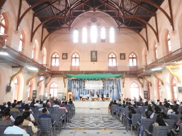 જૂનાગઢની બહાઉદ્દીન સરકારી આર્ટ્સ કોલેજ ખાતે એક ભારત શ્રેષ્ઠ ભારત