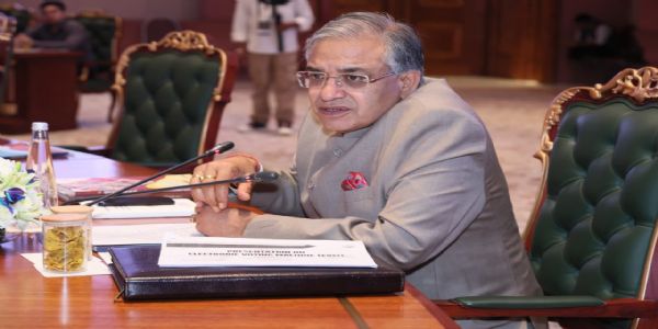 ચૂંટણી પંચ પરિષદમાં, રાષ્ટ્રીય ઘોષણા અપનાવવામાં આવી