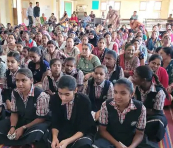 સિદ્ધપુર ખાતે સત ઇસબગુલ ફેક્ટરી પ્રાઇવેટ લિમિટેડના CSR ફંડ અંતર્ગત શિશુ મંદિર હોલમાં સર્વાઇકલ કેન્સર જાગૃતિ અને રસીકરણ કાર્યક્રમ યોજાયો સિદ્ધપુર ખાતે સત ઇસબગુલ ફેક્ટરી પ્રાઇવેટ લિમિટેડના CSR ફંડ અંતર્ગત શિશુ મંદિર હોલમાં સર્વાઇકલ કેન્સર જાગૃતિ અને રસીકરણ કાર્યક્રમ યોજાયો