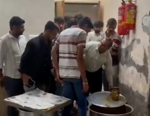 પાટણ સમરસ હોસ્ટેલમાં ભોજનની નબળી ગુણવત્તા સામે વિદ્યાર્થીઓનો રોષ