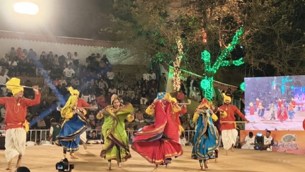 વસંતોત્સવ વસંતોત્સવ