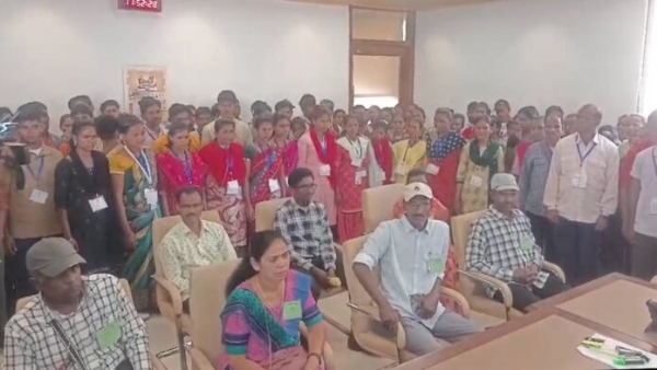 120 ભૂતપૂર્વ નક્સલવાદીઓ ગૃહની કાર્યવાહી જોવા માટે છત્તીસગઢ વિધાનસભા પહોંચ્યા