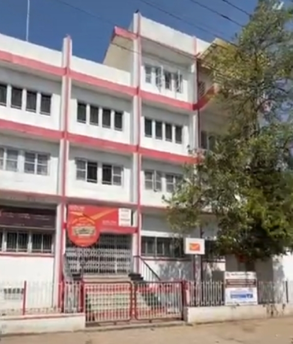 પાટણ હેડ પોસ્ટ ઓફિસને બોમ્બથી ઉડાવી દેવાની ધમકી મળતા તાત્કાલિક કચેરી ખાલી કરાવવામાં આવી