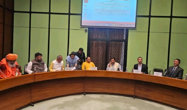 સંસદ ભવનમાં OBC કલ્યાણ સમિતિની બેઠકમાં ONGC કોન્ટ્રાક્ટ કામદારોના મુદ્દે મયંક નાયકની રજૂઆત