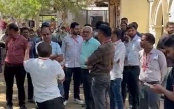 પાટણ હેડ પોસ્ટ ઓફિસને બોમ્બથી ઉડાવી દેવાની ધમકી મળતા તાત્કાલિક કચેરી ખાલી કરાવવામાં આવી