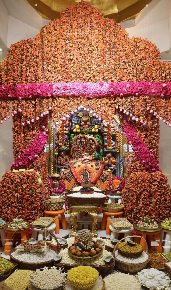 દિવ્ય શણગાર દિવ્ય શણગાર