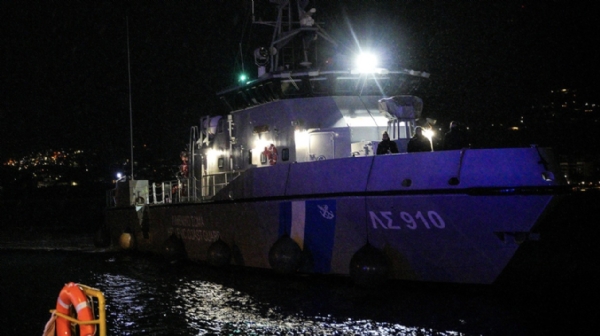 ગ્રીક કોસ્ટ ગાર્ડ જહાજ અને સ્થળાંતર કરનારાઓની બોટ વચ્ચે અથડામણમાં 15 લોકોના મોત