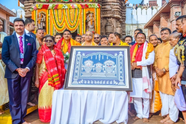 રાષ્ટ્રપતિ દ્રૌપદી મુર્મુએ પુરીમાં શ્રી જગન્નાથ મંદિરની મુલાકાત લીધી