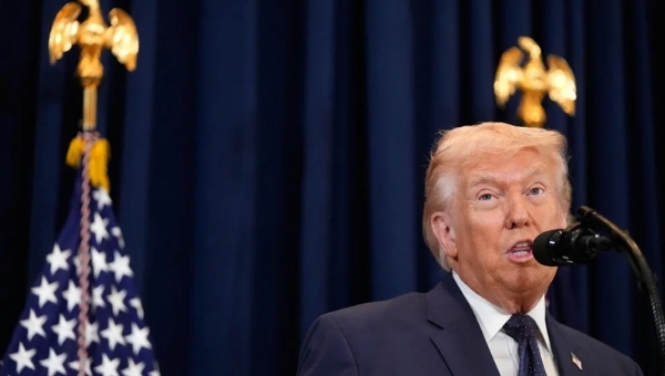 અમેરિકી પ્રમુખ ડોનાલ્ડ ટ્રમ્પ