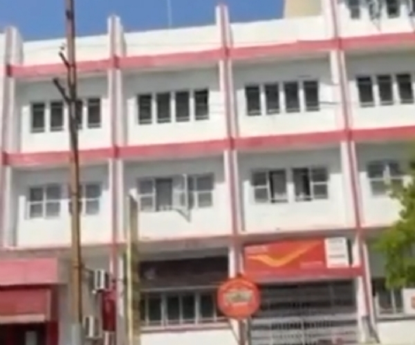 સુરત પાસપોર્ટ ઓફિસને બોમ્બની ધમકી: સાવચેતીના પગલે પાટણ શહેરની હેડ પોસ્ટ ઓફિસને તાત્કાલિક અસરથી ખાલી કરાવી દેવામાં આવી