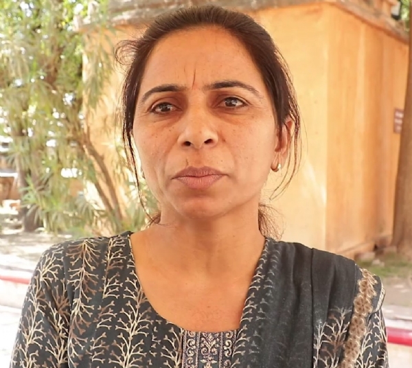 વર્ષ ૨૦૧૨થી પ્રાકૃતિક ખેતી કરતા અજાયબેન