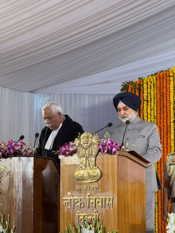 તરનજીત સિંહ સંધુએ, દિલ્હીના લેફ્ટનન્ટ ગવર્નર તરીકે શપથ લીધા