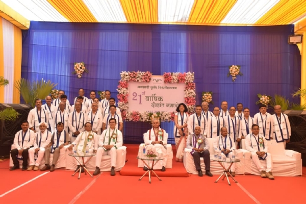 રાજયપાલ આચાર્ય દેવવ્રત