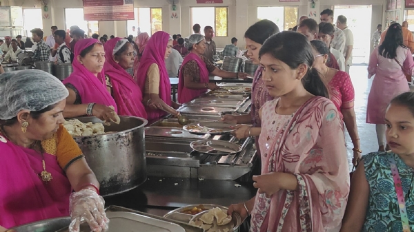 AMBAJI MA GES NI ACHAT HOTLO UPAR ASAR