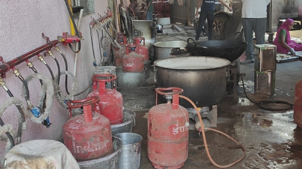 AMBAJI MA GES NI ACHAT HOTLO UPAR ASAR