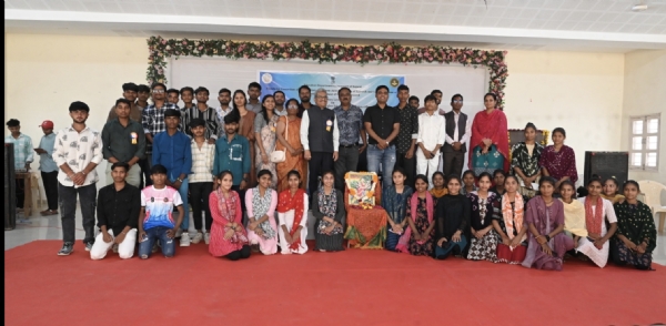 ambaji-ma-rajy-kakshano-semina