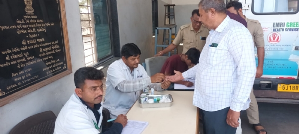 પોરબંદર એસ.ટી.ડેપો ખાતે મેડિકલ કેમ્પ યોજાયો.